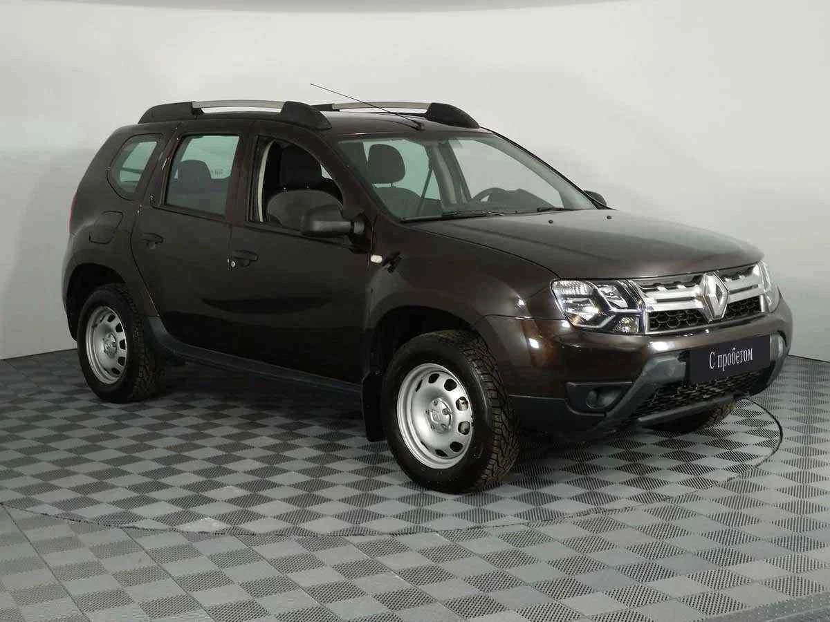 Renault Duster, Коричневый, 2017, Механическая, 143 л.с., цена от 1 042 000 руб.