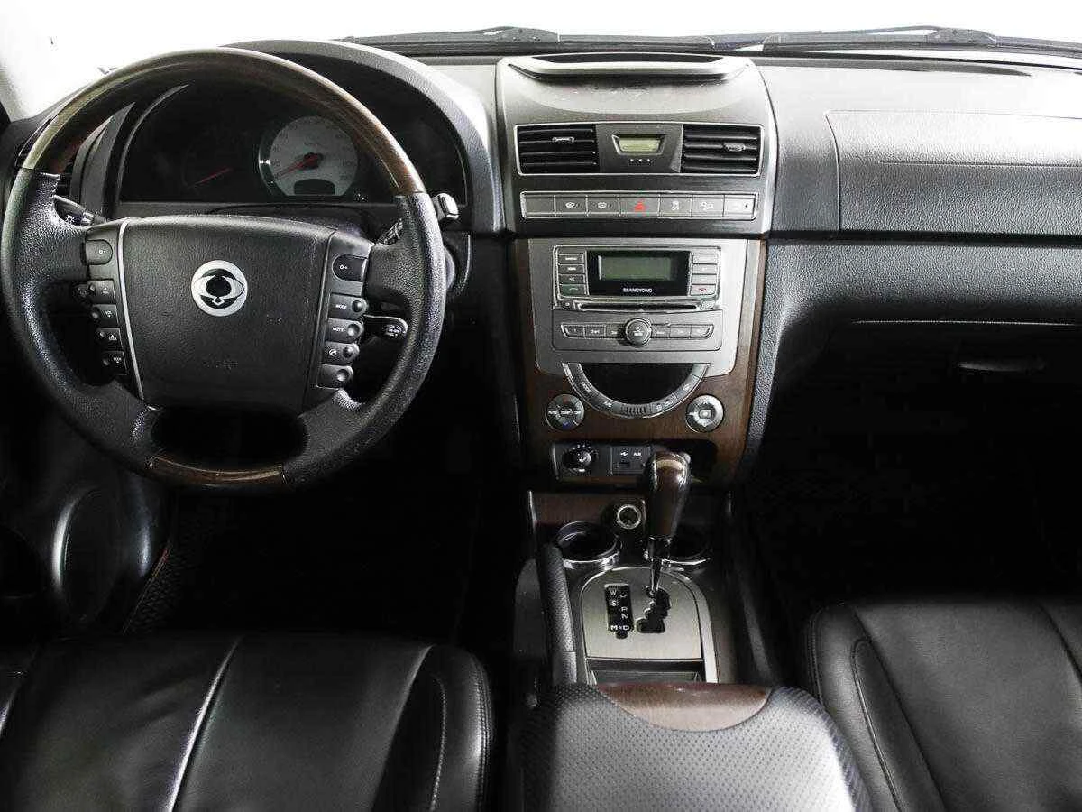 SsangYong Rexton, Черный, 2012, Автоматическая, 186 л.с., цена от 800 000 руб.