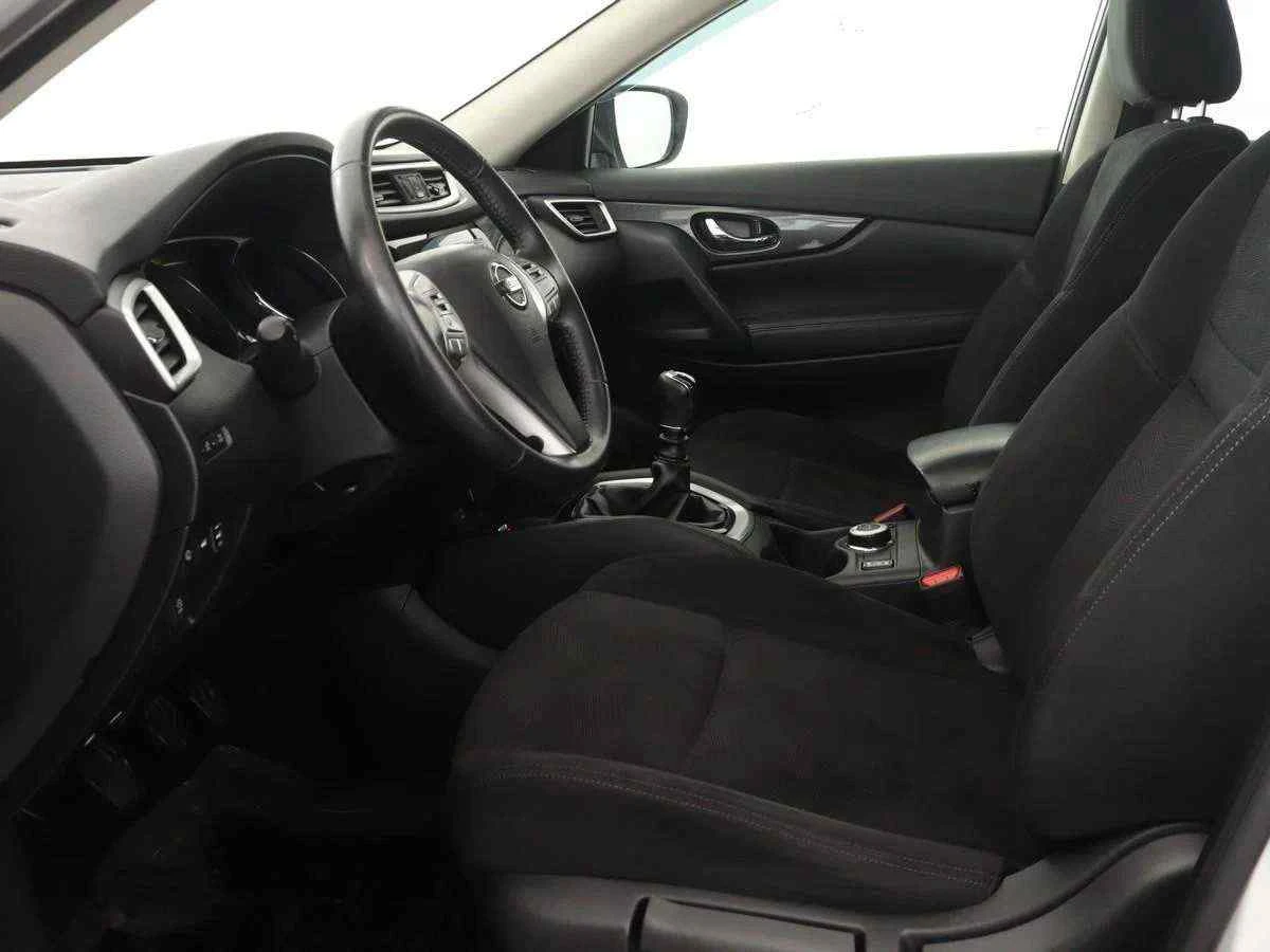 Nissan X-Trail, Серебряный, 2015, Механическая, 130 л.с., цена от 1 399 000 руб.