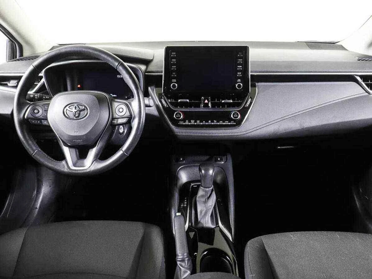 Toyota Corolla, Черный, 2019, Вариатор, 122 л.с., цена от 1 375 000 руб.