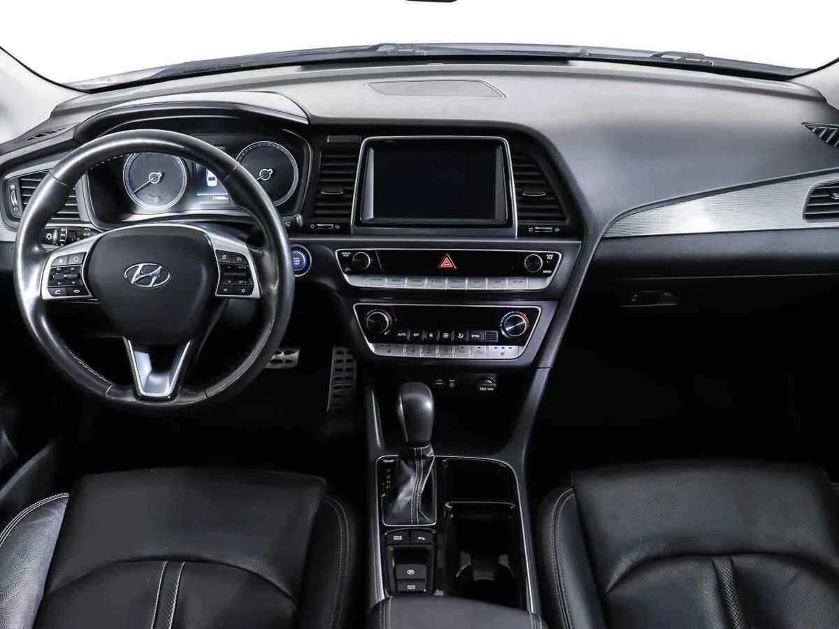 Hyundai Sonata, Белый, 2017, Автоматическая, 188 л.с., цена от 1 055 000 руб.
