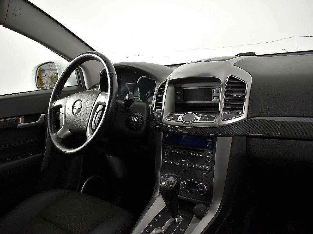 Chevrolet Captiva, Белый, 2014, Автоматическая, 167 л.с., цена от 1 017 000 руб.