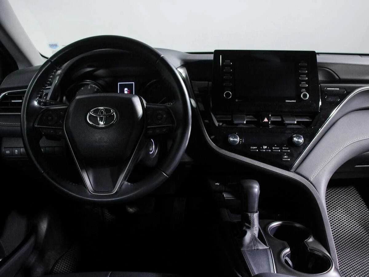 TOYOTA CAMRY, Красный, 2021, Автоматическая, 206 л.с., цена от 2 016 000 руб.