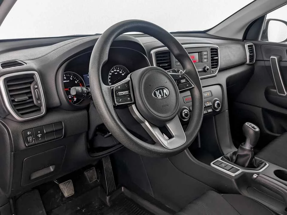 KIA SPORTAGE, Бежевый, 2018, Механическая, 150 л.с., цена от 1 240 000 руб.