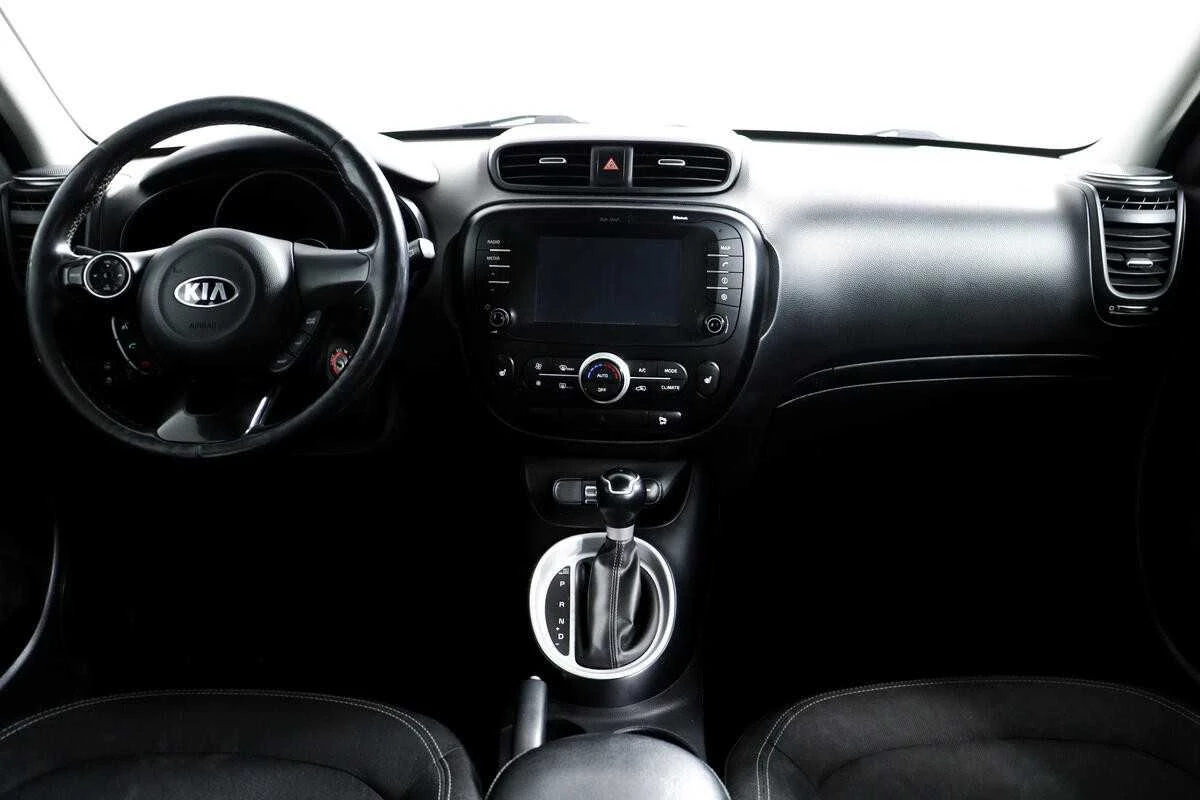 KIA SOUL, Красный, 2018, Автоматическая, 150 л.с., цена от 888 000 руб.