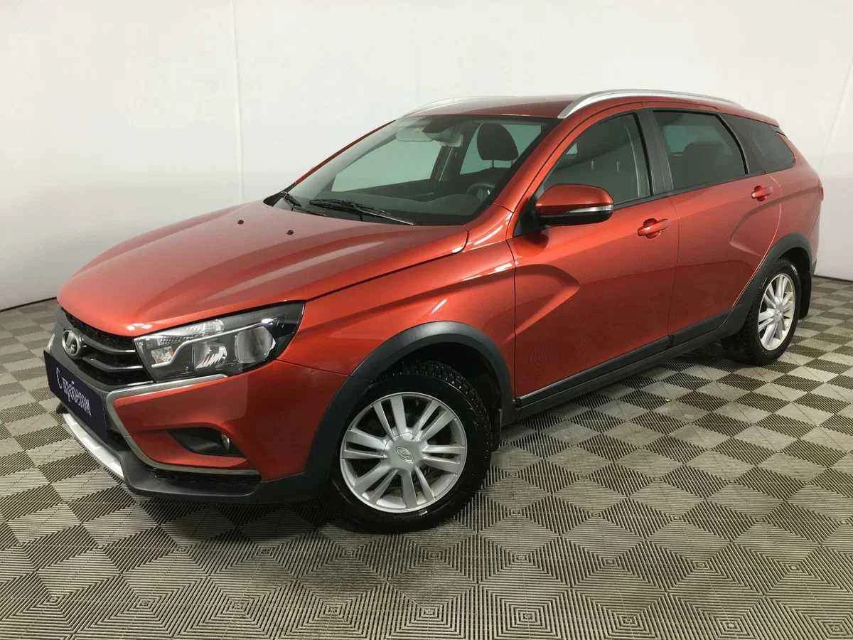 LADA Vesta SW Cross, Красный, 2018, Робот, 122 л.с., цена от 609 000 руб.