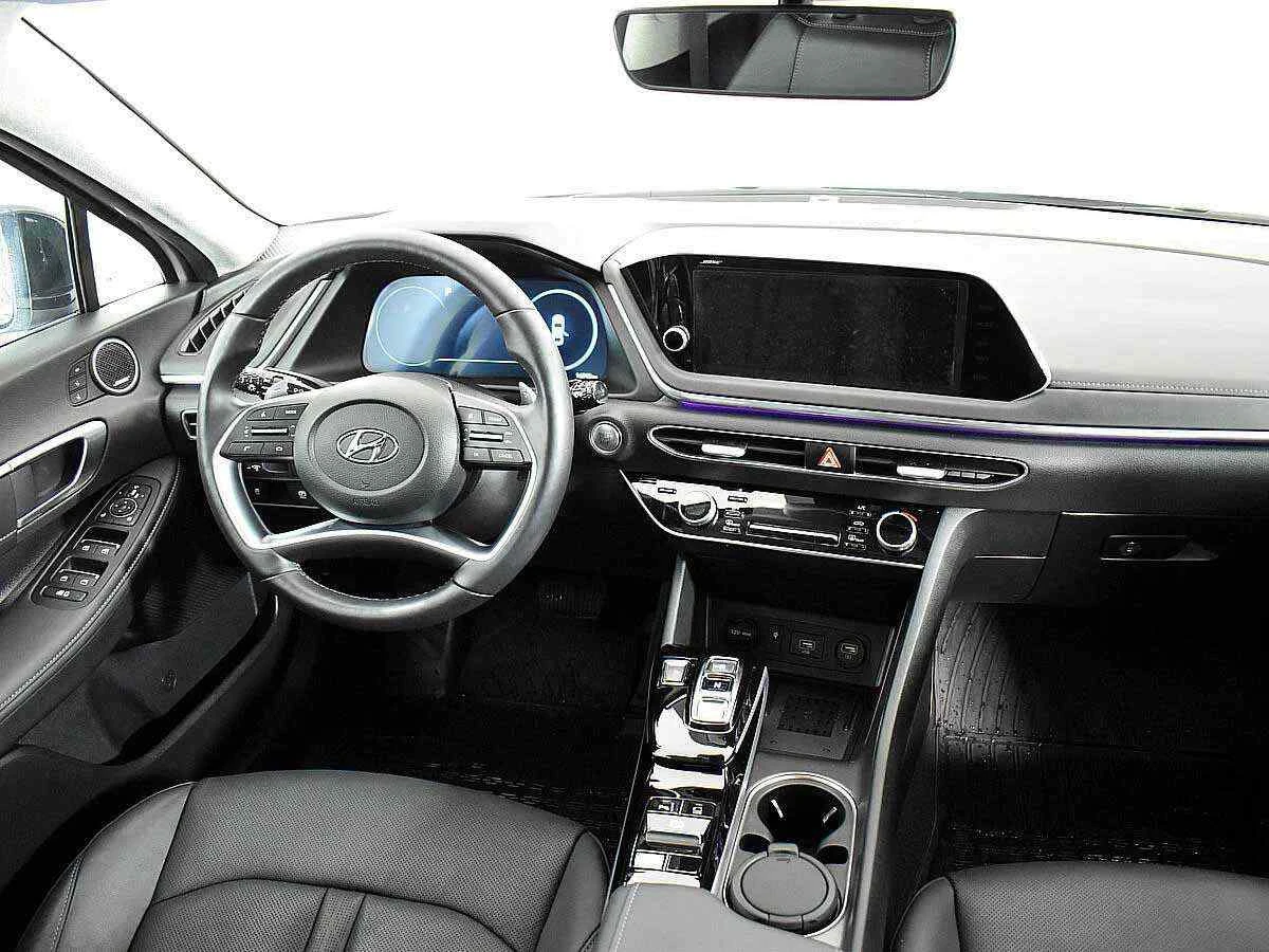 Hyundai Sonata, Серебряный, 2021, Автоматическая, 180 л.с., цена от 1 949 000 руб.