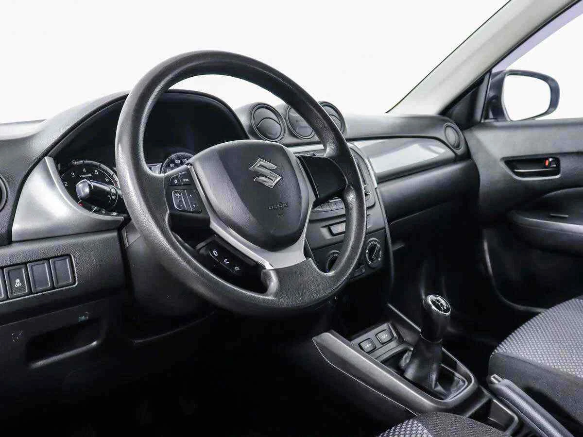 Suzuki Vitara, Белый, 2016, Механическая, 117 л.с., цена от 1 051 000 руб.
