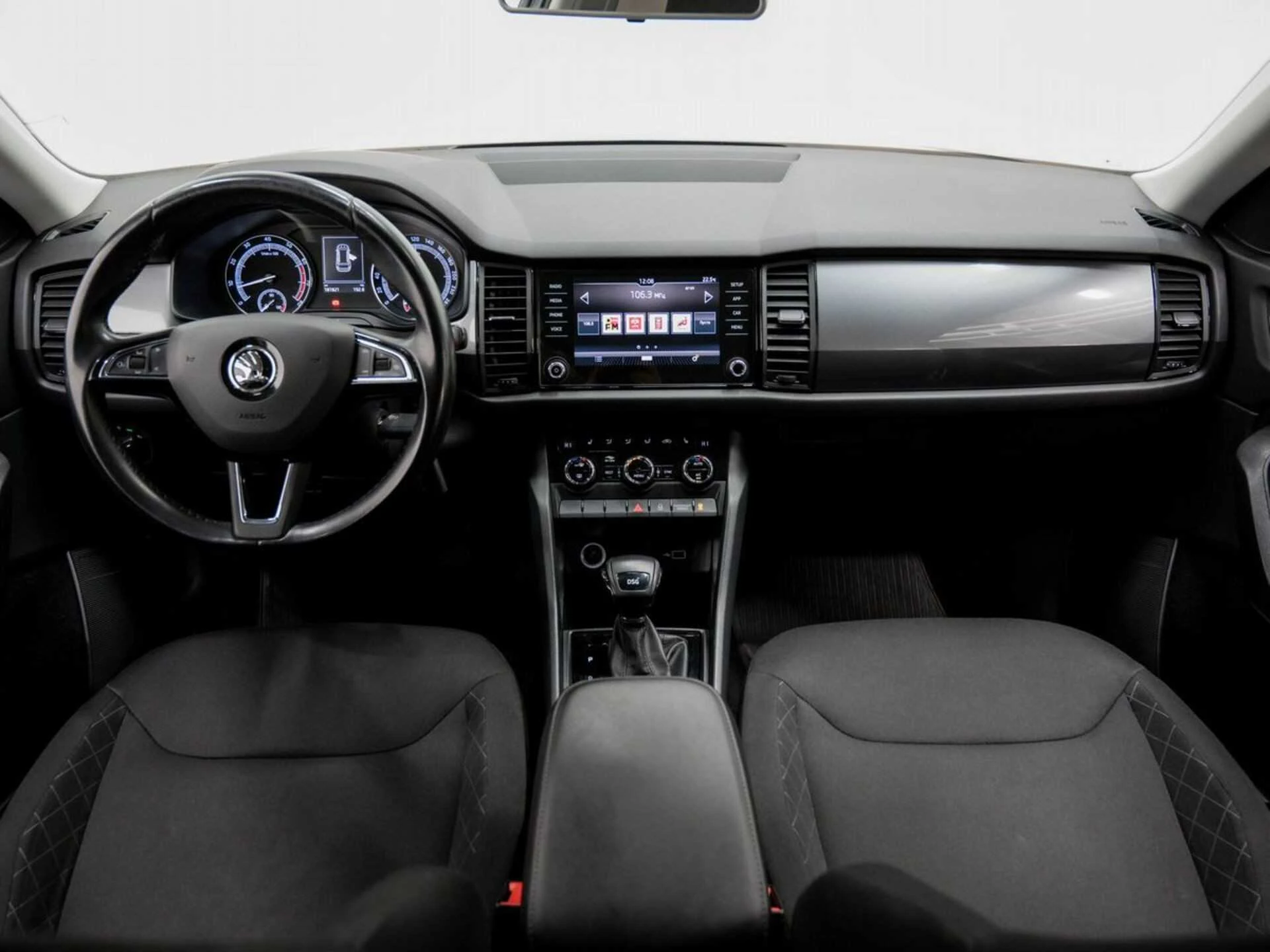 SKODA KODIAQ, Серый, 2019, Робот, 150 л.с., цена от 1 277 600 руб.