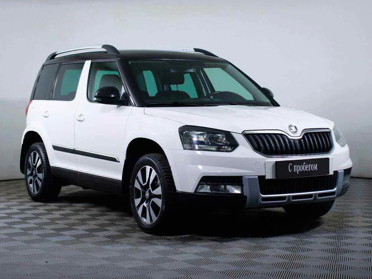 Skoda Yeti, Белый, 2015, Автоматическая, 110 л.с., цена от 790 000 руб.