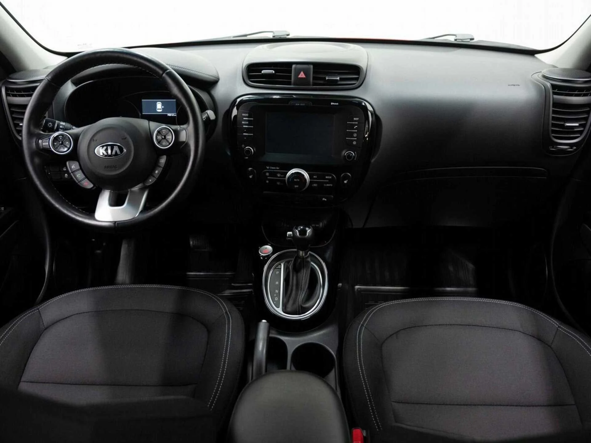 KIA SOUL, Красный, 2016, Автоматическая, 132 л.с., цена от 992 000 руб.