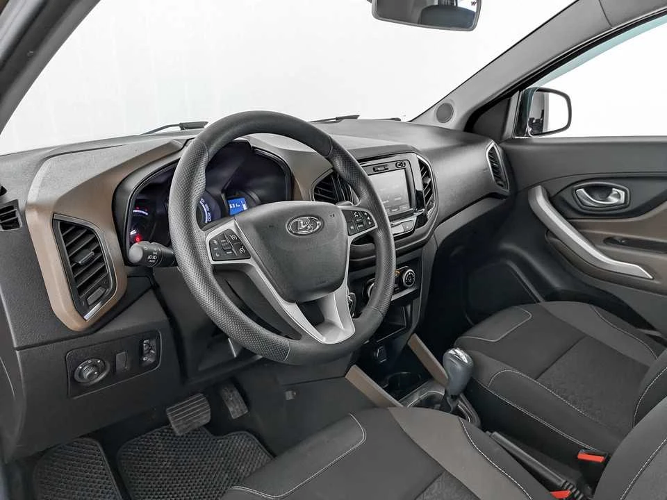 LADA XRAY, Коричневый, 2018, Робот, 122 л.с., цена от 736 000 руб.
