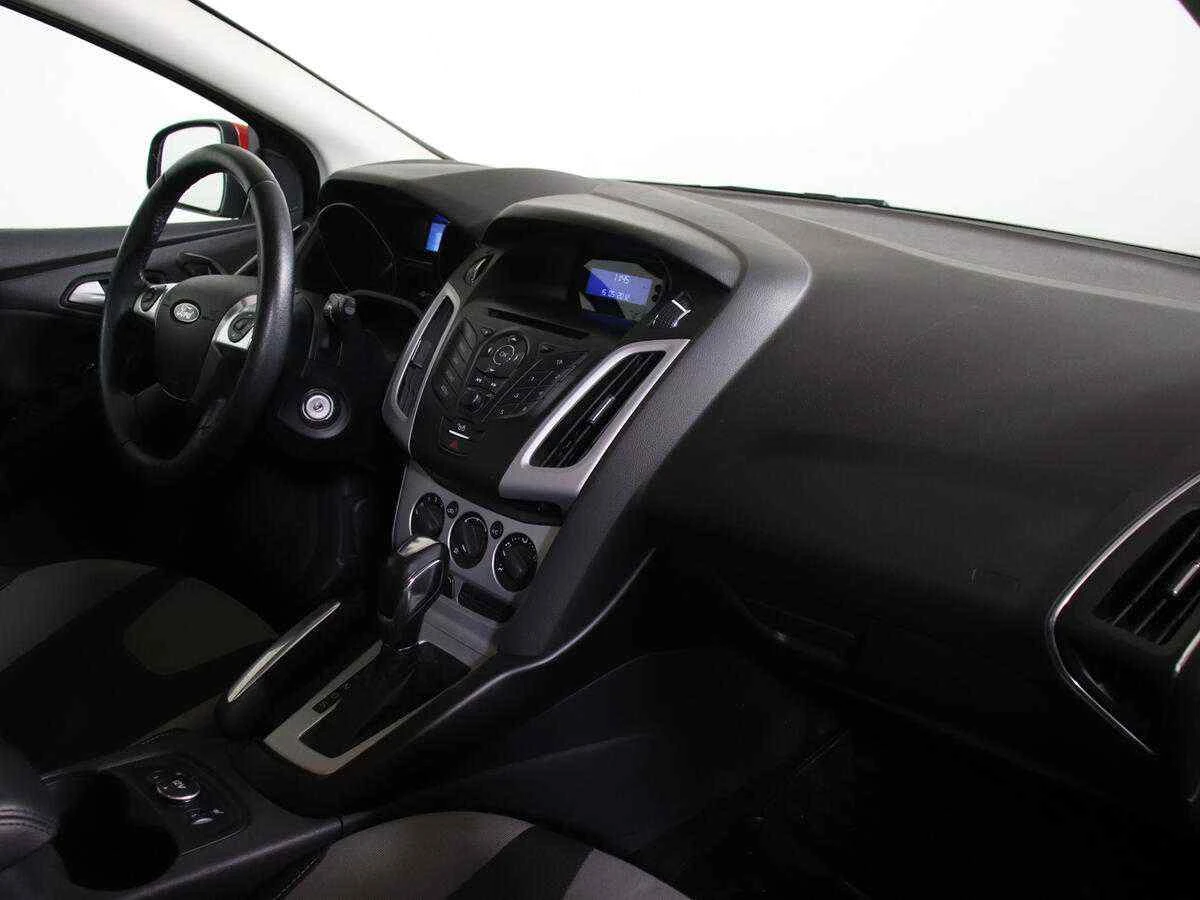Ford Focus, Красный, 2014, Робот, 150 л.с., цена от 441 000 руб.