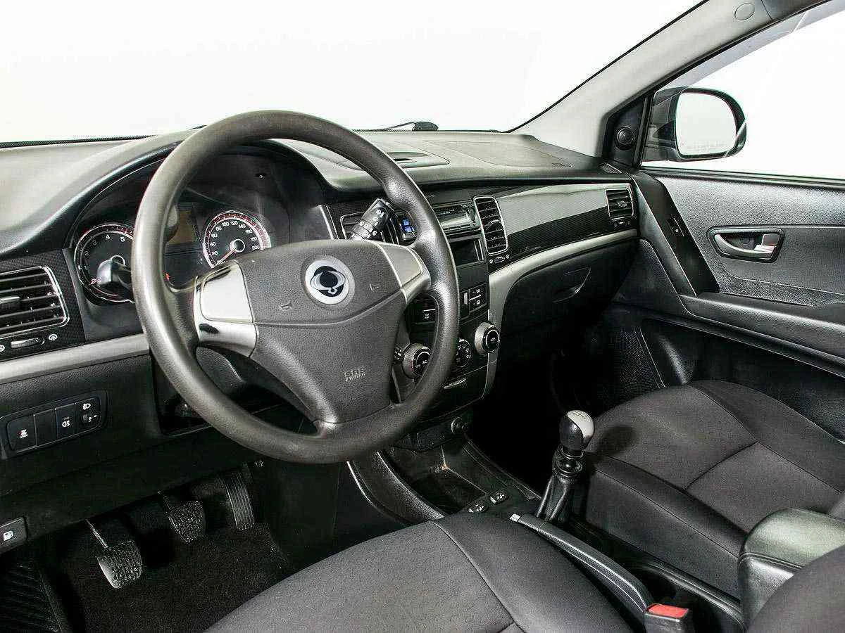 SsangYong Actyon, Серый, 2012, Механическая, 149 л.с., цена от 523 000 руб.