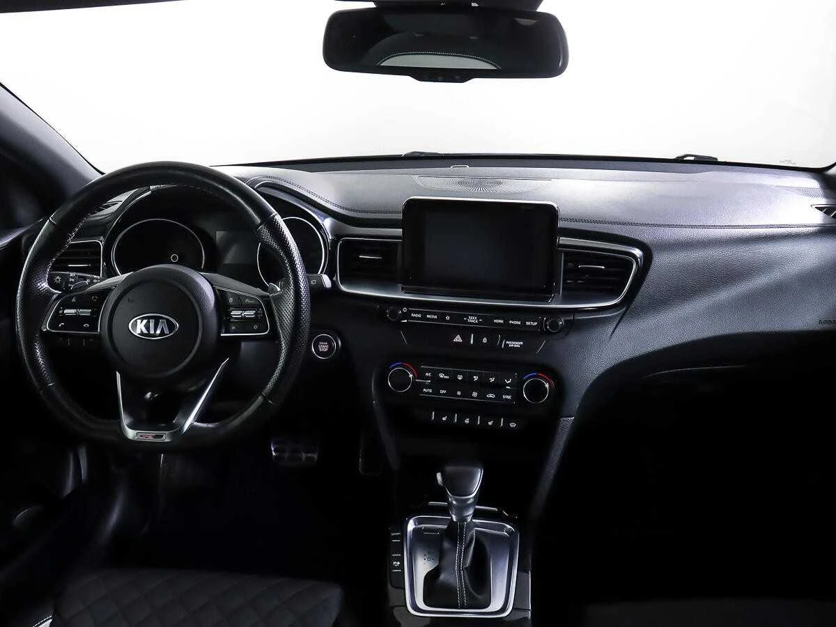 KIA PROCEED, Серебряный, 2019, Робот, 140 л.с., цена от 1 232 000 руб.