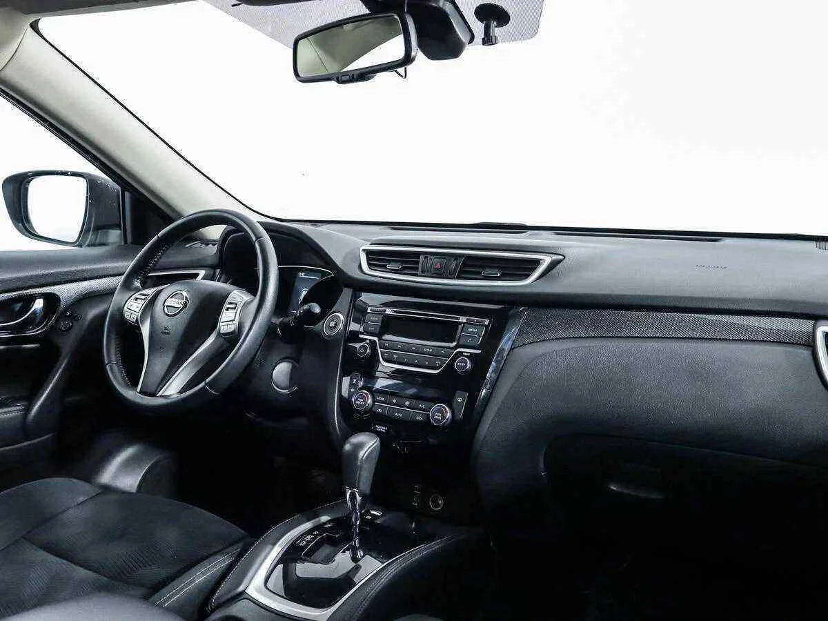 Nissan X-Trail, Зеленый, 2015, Вариатор, 144 л.с., цена от 1 009 000 руб.