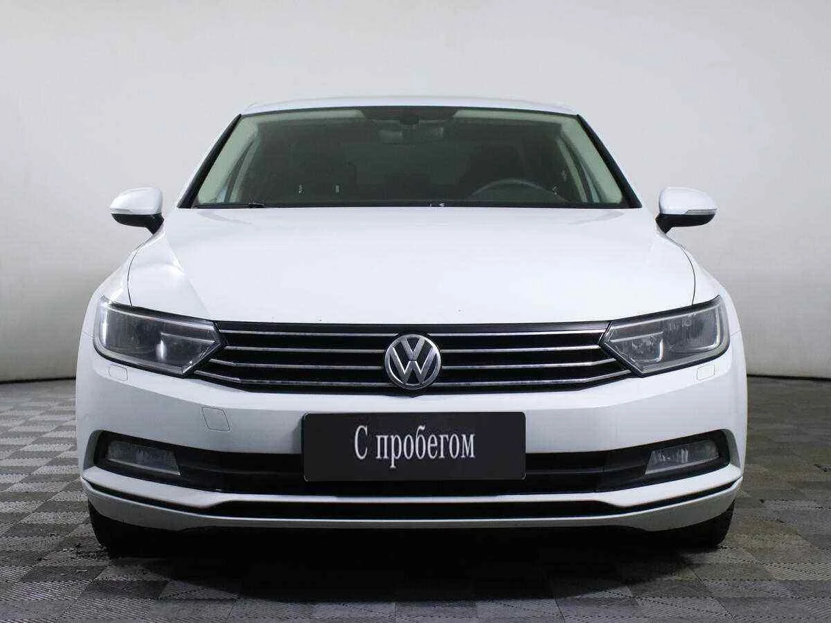 Volkswagen Passat, Белый, 2016, Робот, 180 л.с., цена от 1 060 000 руб.