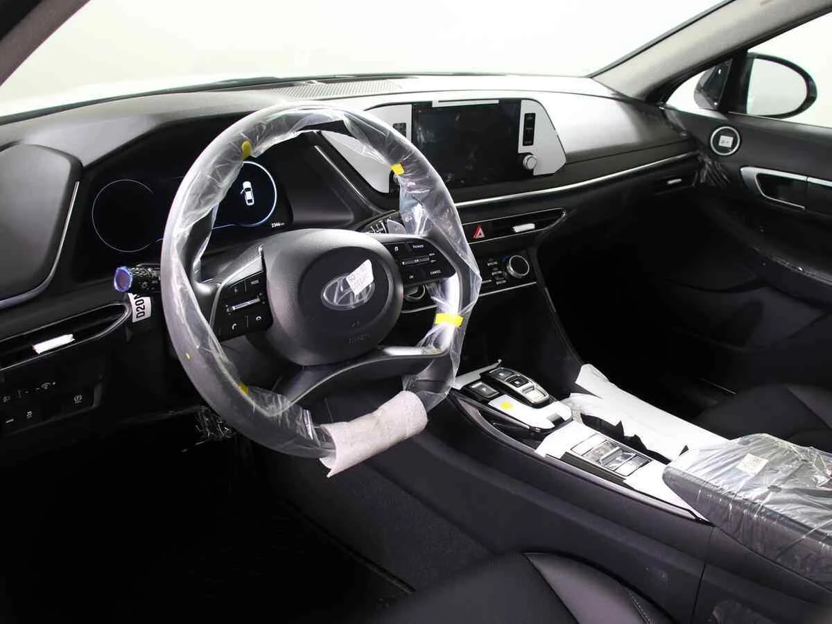 Hyundai Sonata, Белый, 2022, Автоматическая, 180 л.с., цена от 2 325 000 руб.