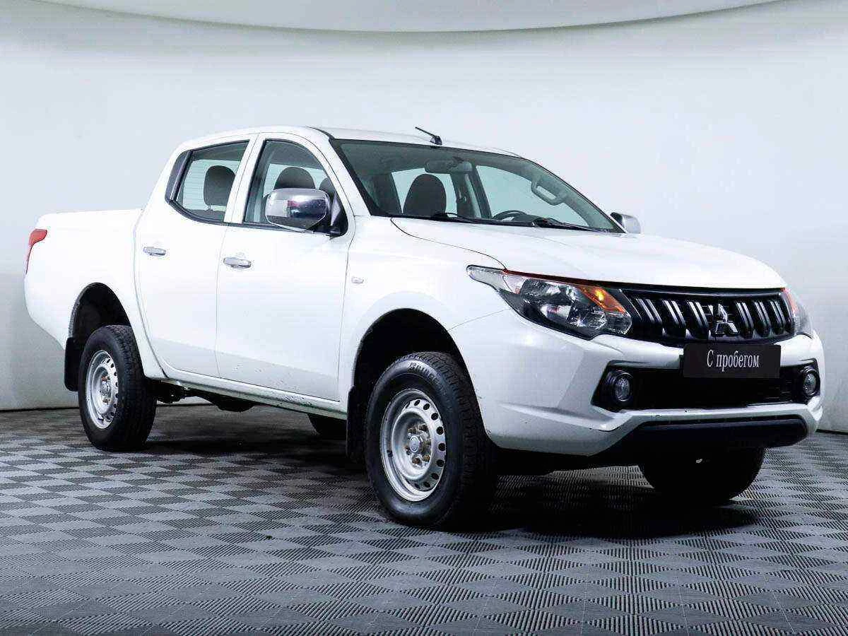 Mitsubishi L200, Белый, 2015, Механическая, 154 л.с., цена от 1 399 000 руб.