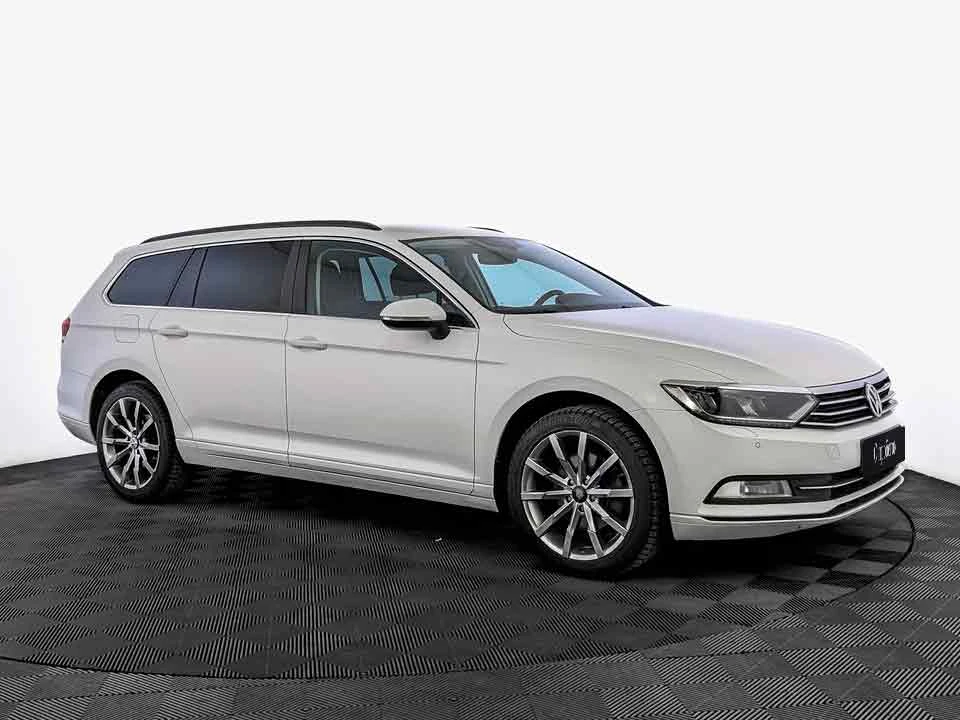 VOLKSWAGEN PASSAT, Белый, 2016, Робот, 180 л.с., цена от 1 375 200 руб.