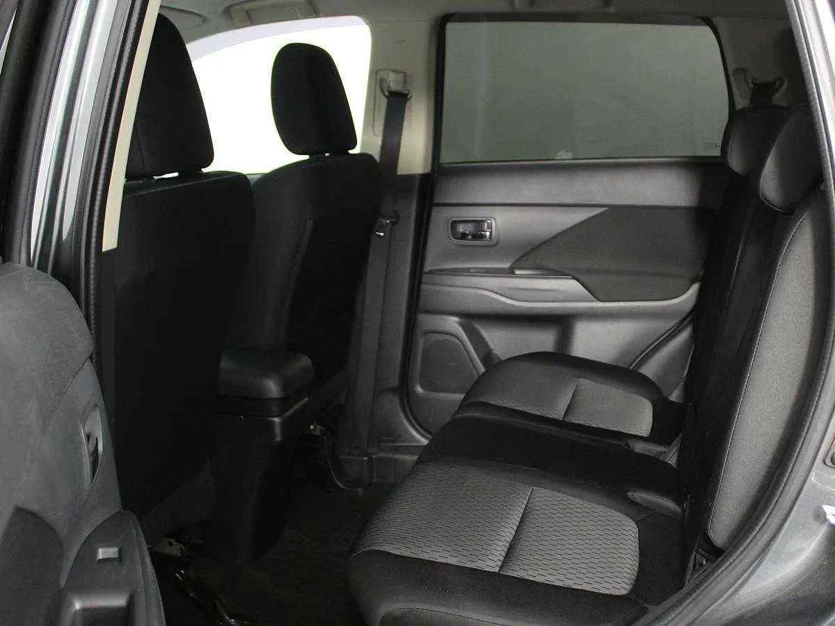Mitsubishi Outlander, Серый, 2013, Вариатор, 167 л.с., цена от 903 000 руб.