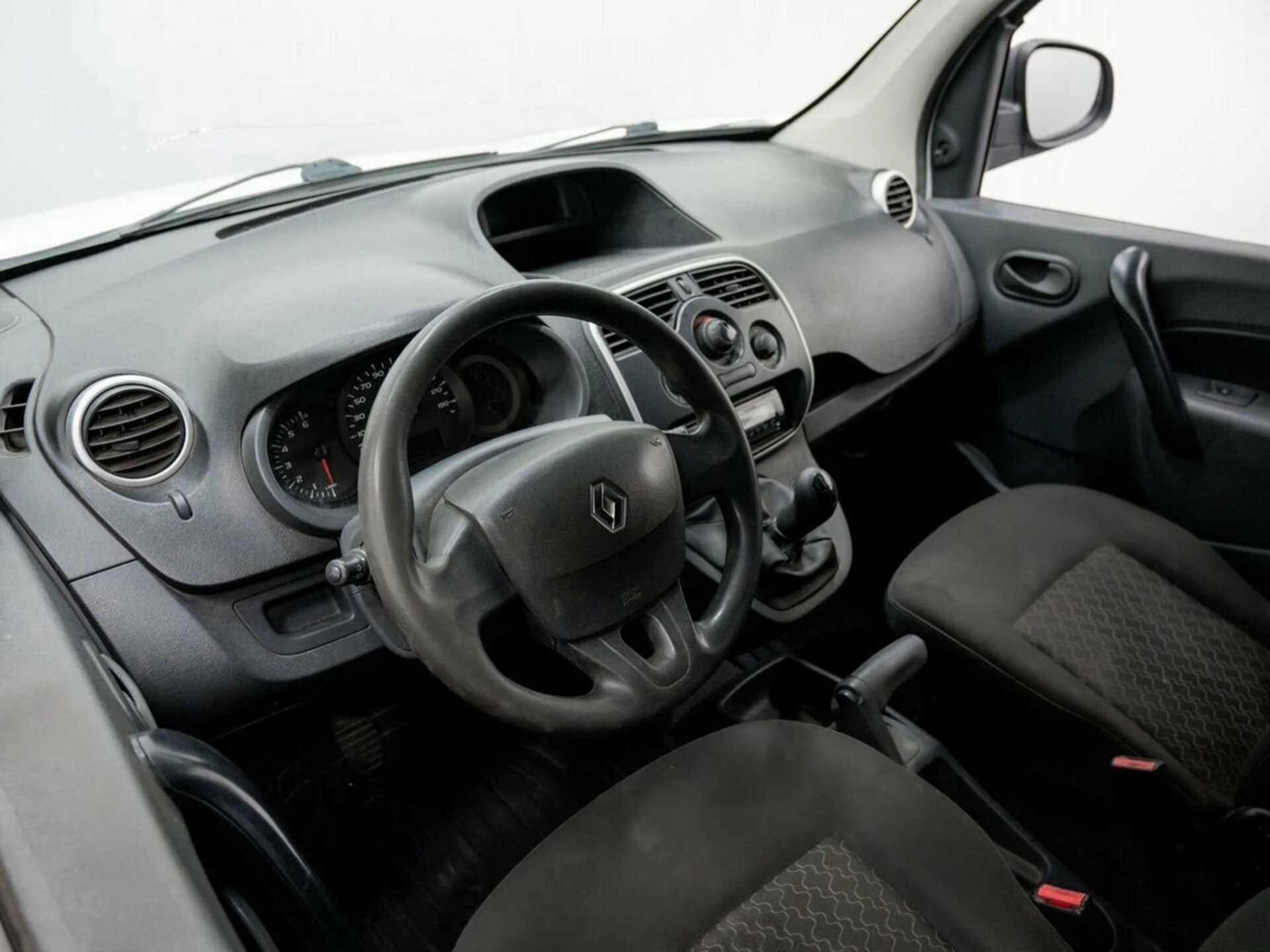 RENAULT KANGOO, Белый, 2014, Механическая, 102 л.с., цена от 536 000 руб.