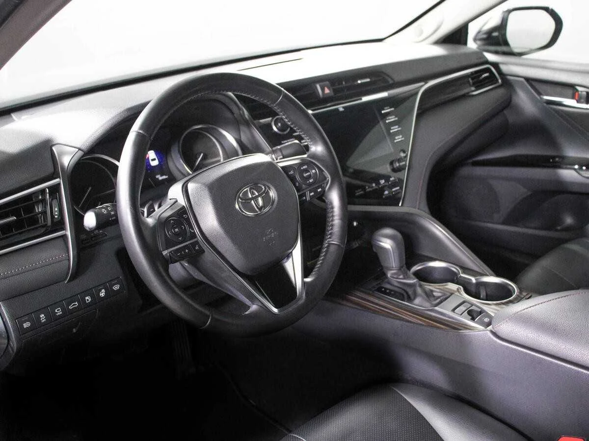 TOYOTA CAMRY, Черный, 2018, Автоматическая, 249 л.с., цена от 1 792 000 руб.