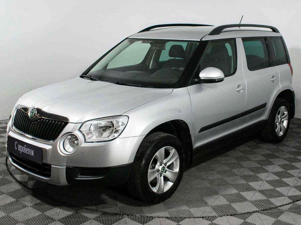 Skoda Yeti, Серебряный, 2013, Робот, 105 л.с., цена от 817 000 руб.