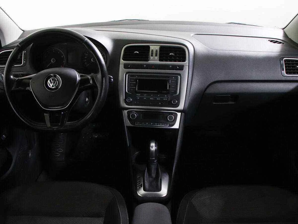 Volkswagen Polo, Серебряный, 2020, Автоматическая, 110 л.с., цена от 689 000 руб.