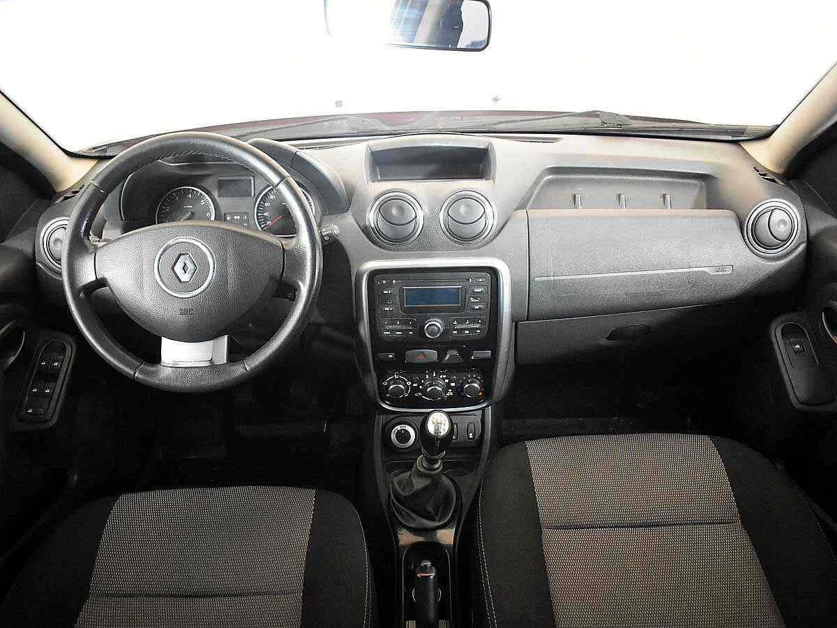 Renault Duster, Красный, 2013, Механическая, 90 л.с., цена от 551 000 руб.
