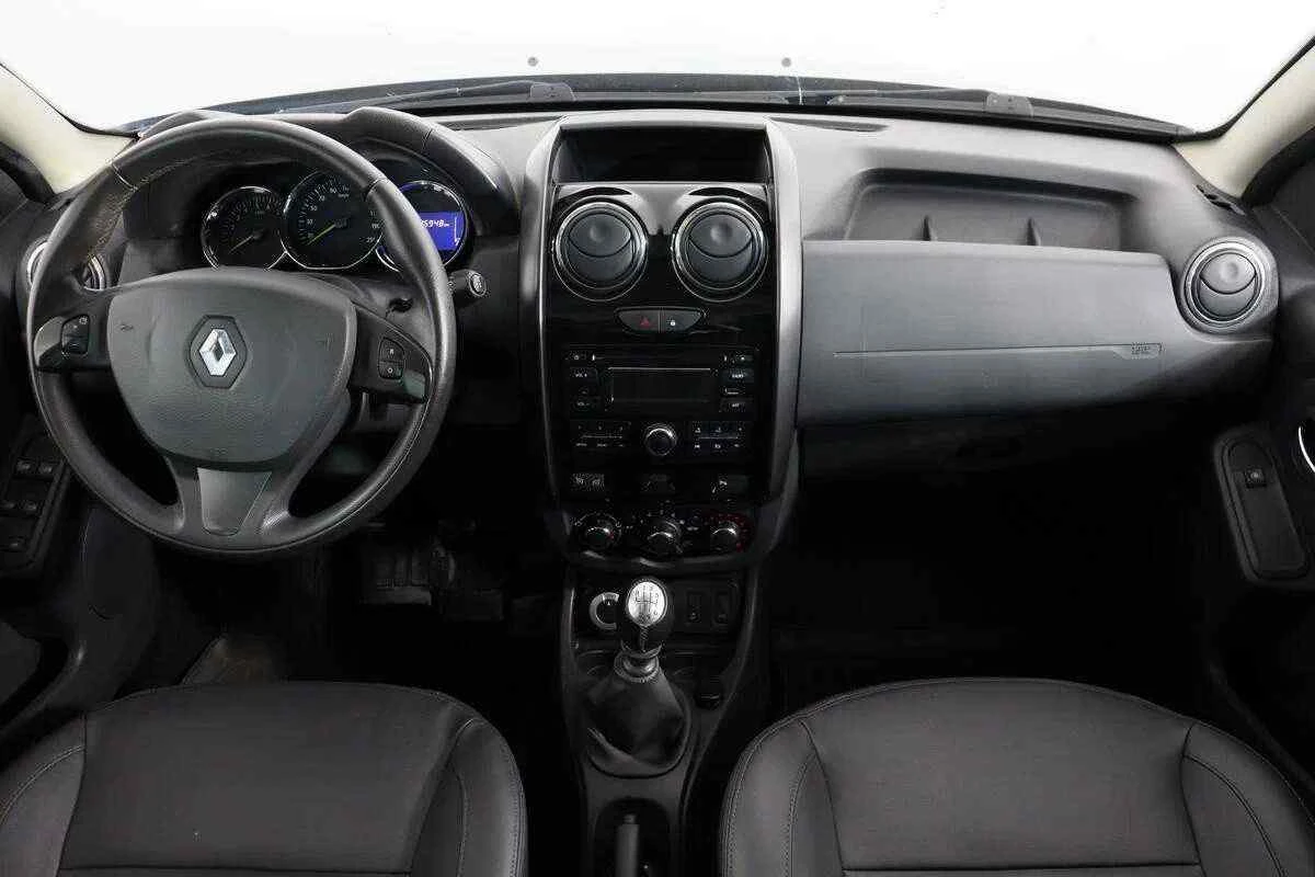 Renault Duster, Черный, 2015, Механическая, 143 л.с., цена от 921 000 руб.