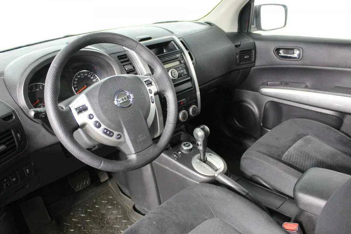 Nissan X-Trail, Серебряный, 2011, Вариатор, 141 л.с., цена от 779 000 руб.