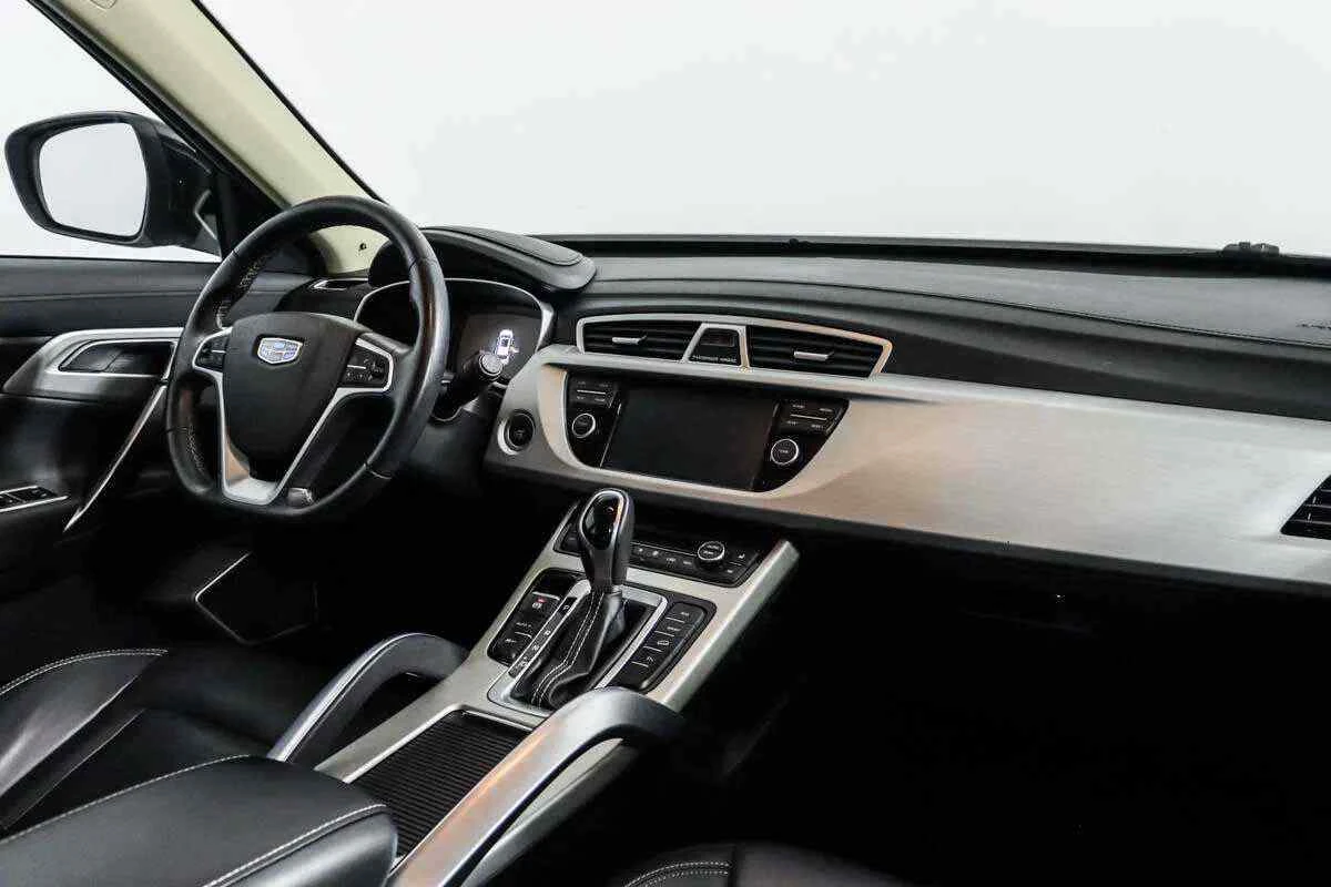Geely Atlas, Серебряный, 2019, Автоматическая, 149 л.с., цена от 1 255 000 руб.