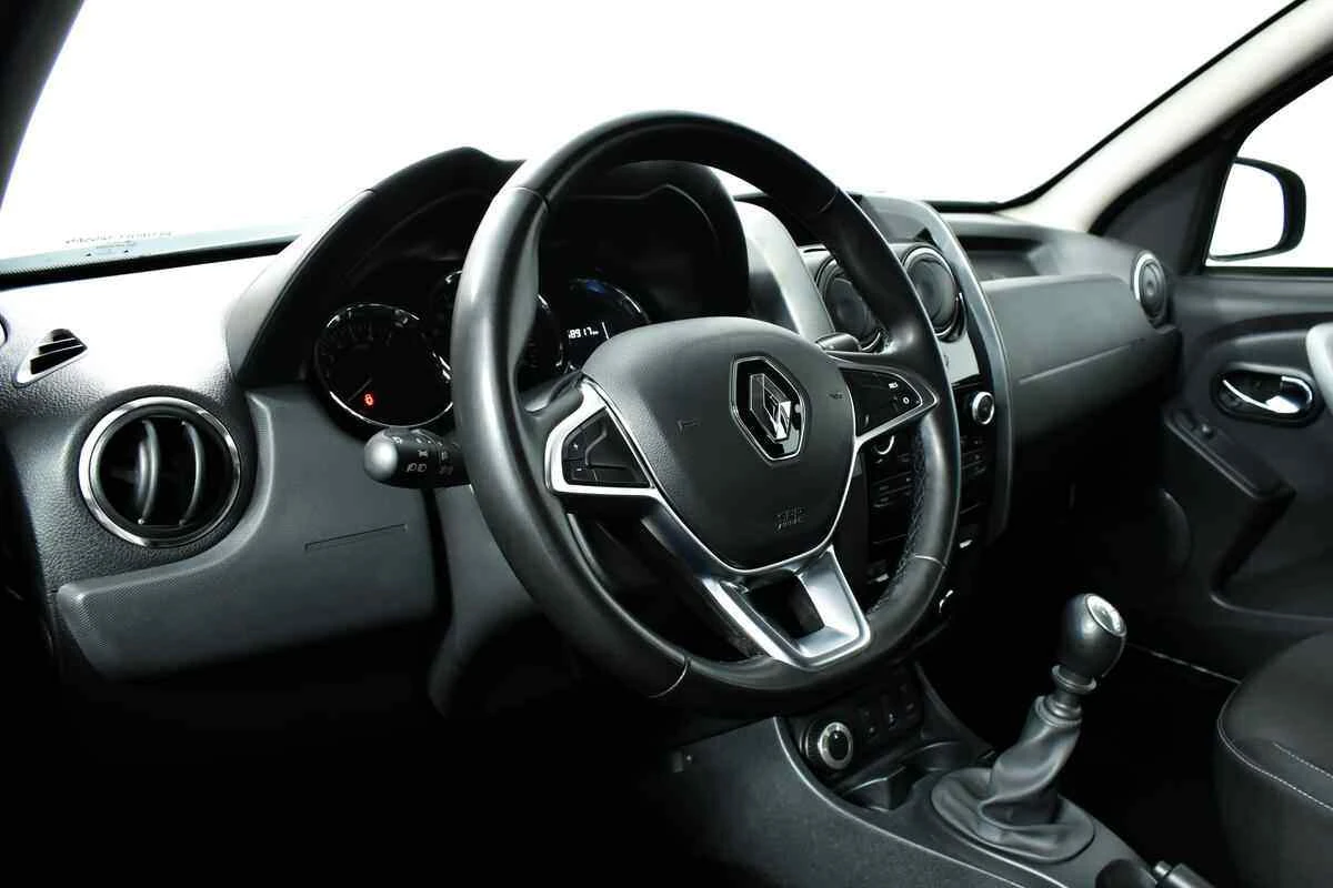 Renault Duster, Белый, 2019, Механическая, 143 л.с., цена от 890 000 руб.