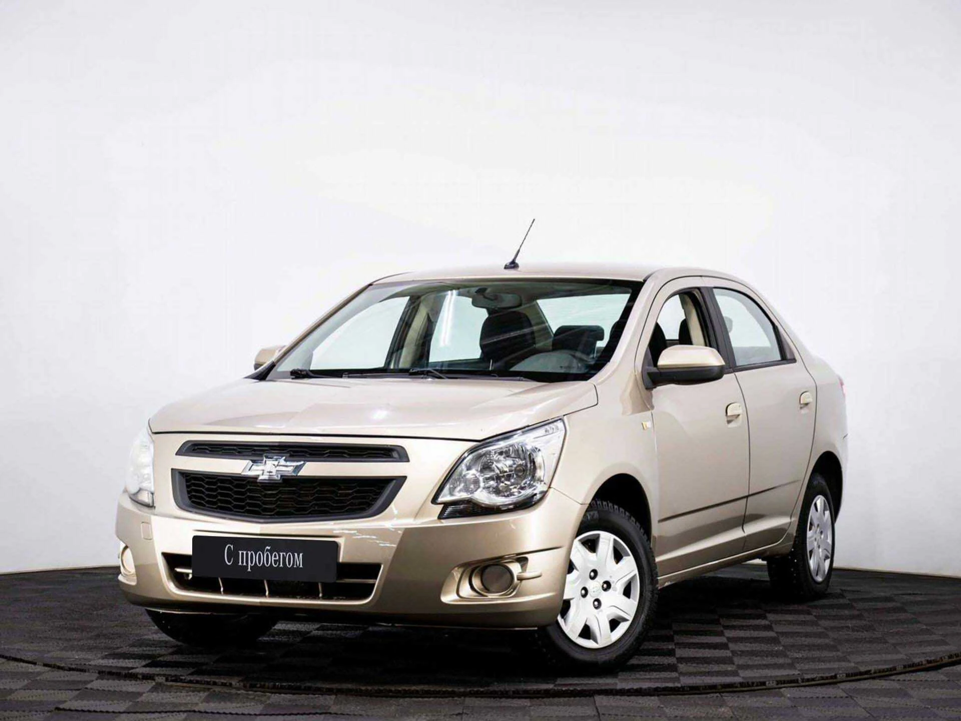 CHEVROLET COBALT, Золотой, 2013, Механическая, 105 л.с., цена от 358 400 руб.