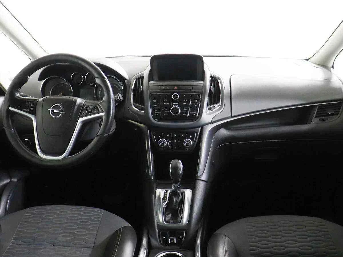 Opel Zafira, Серебряный, 2013, Автоматическая, 140 л.с., цена от 893 500 руб.