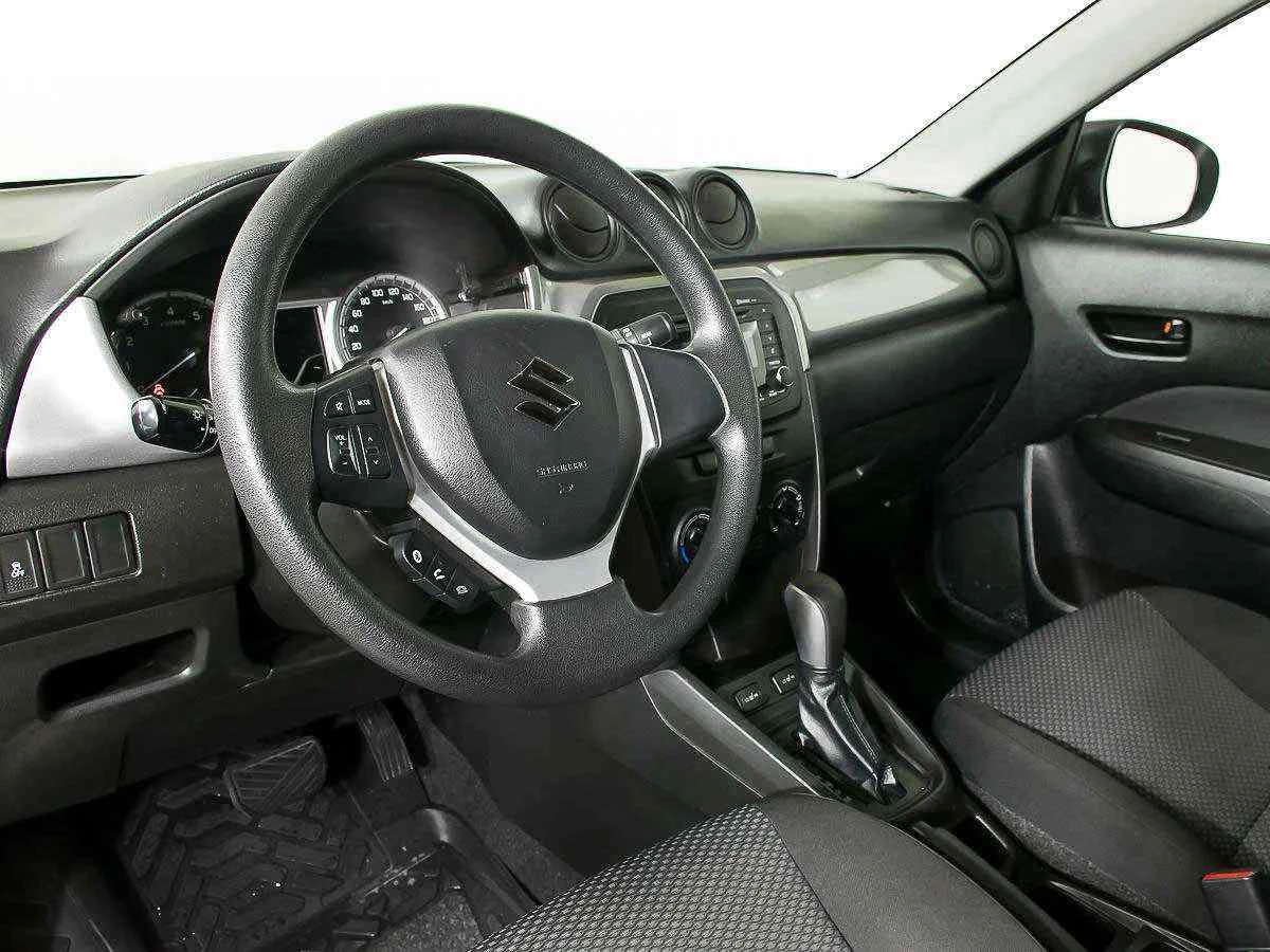 Suzuki Vitara, Серый, 2016, Автоматическая, 117 л.с., цена от 1 060 000 руб.
