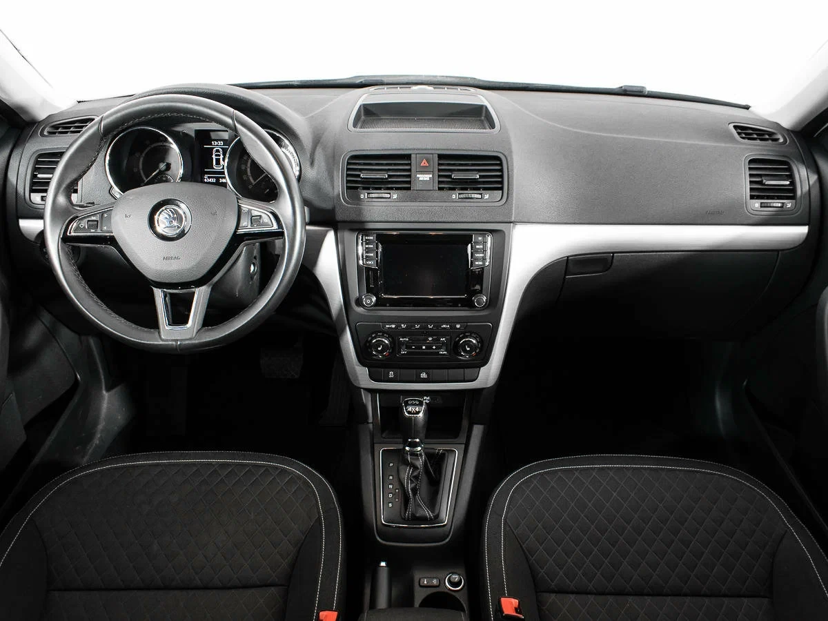 Skoda Yeti, Белый, 2017, Робот, 152 л.с., цена от 1 039 000 руб.