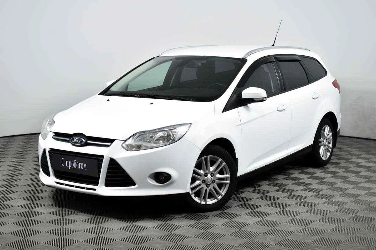 Ford Focus, Белый, 2015, Механическая, 125 л.с., цена от 455 000 руб.