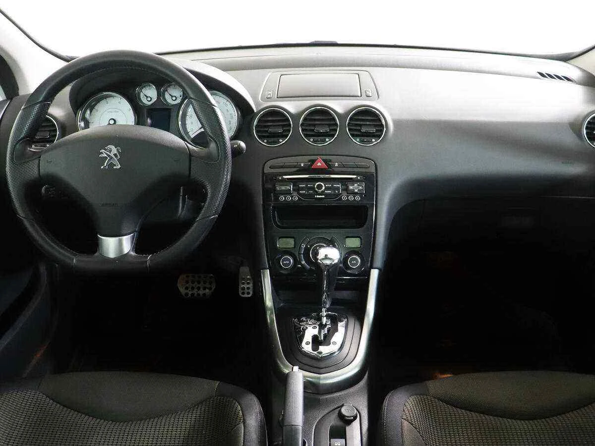 Peugeot 308, Белый, 2013, Автоматическая, 120 л.с., цена от 447 000 руб.