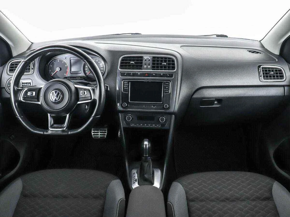 Volkswagen Polo, Белый, 2019, Робот, 125 л.с., цена от 903 000 руб.