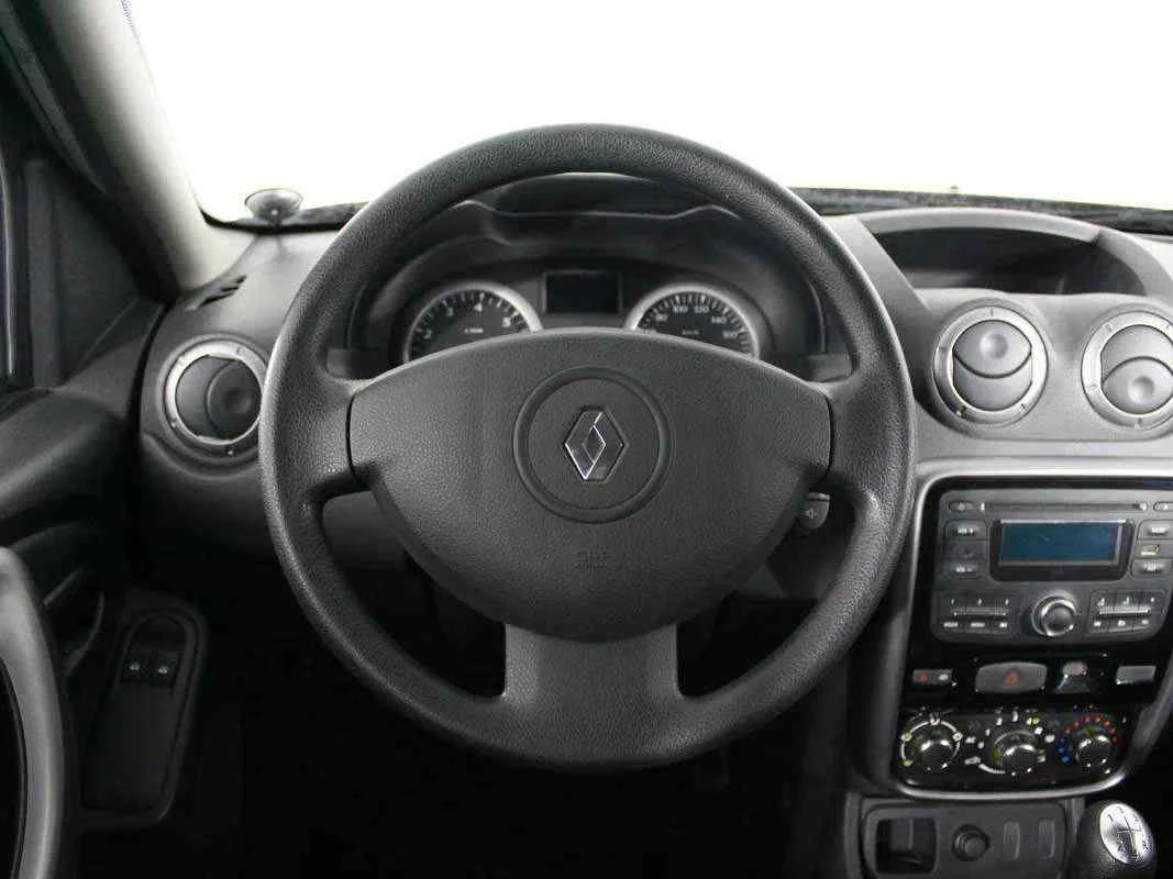 Renault Duster, Черный, 2013, Механическая, 102 л.с., цена от 660 000 руб.