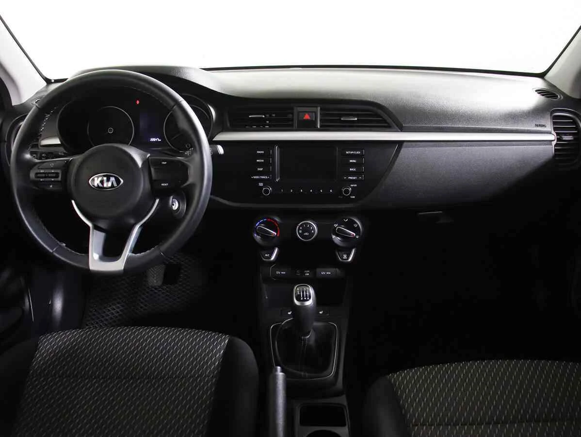 KIA X-Line, Черный, 2020, Механическая, 100 л.с., цена от 970 000 руб.