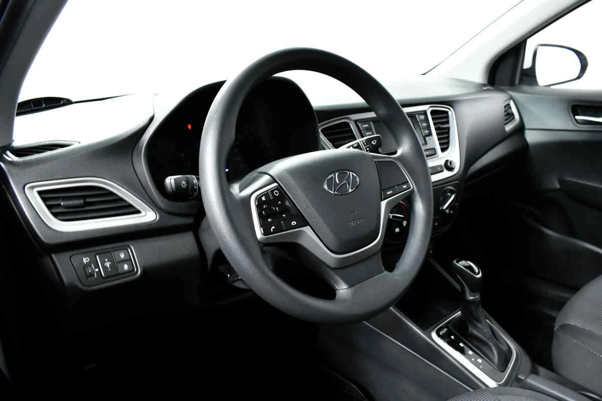 Hyundai Solaris, Белый, 2020, Автоматическая, 123 л.с., цена от 1 099 000 руб.
