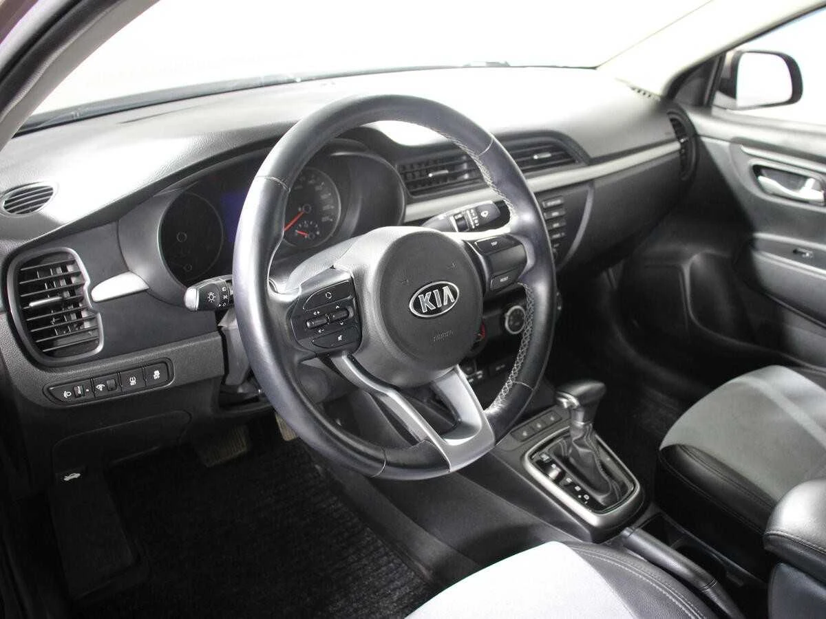 KIA RIO, Коричневый, 2018, Автоматическая, 123 л.с., цена от 776 000 руб.