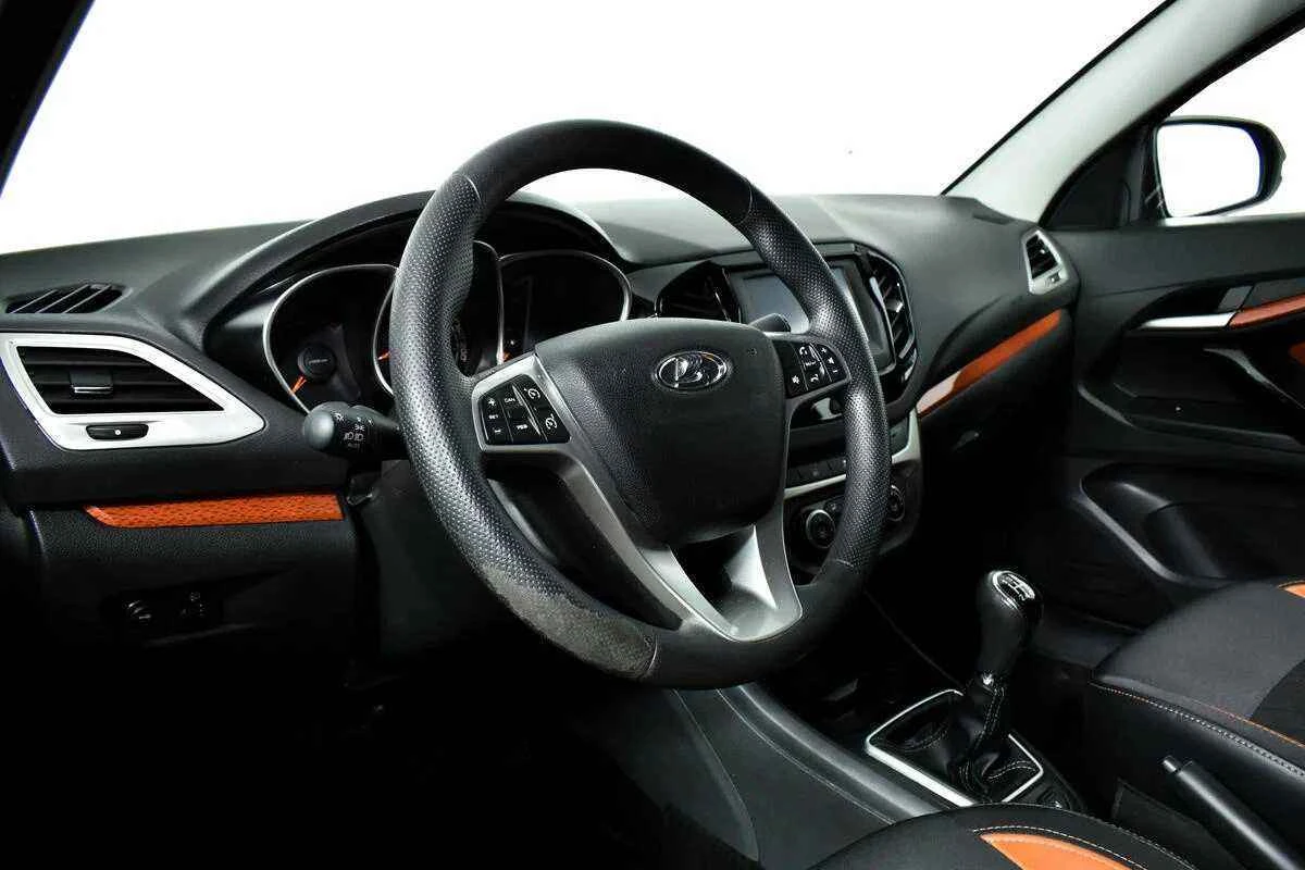 LADA Vesta SW Cross, Серый, 2018, Механическая, 122 л.с., цена от 594 000 руб.