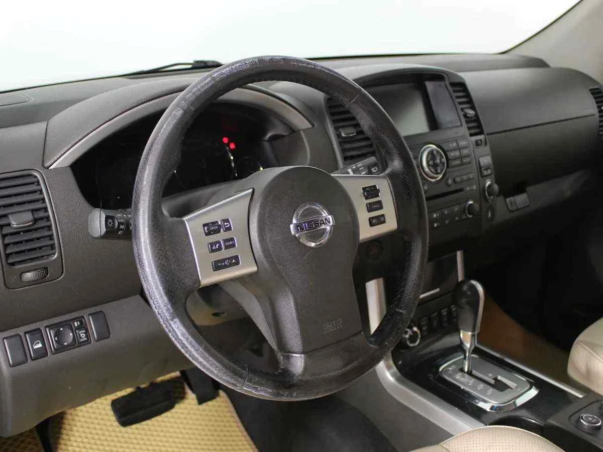 Nissan Pathfinder, Коричневый, 2010, Автоматическая, 190 л.с., цена от 977 000 руб.