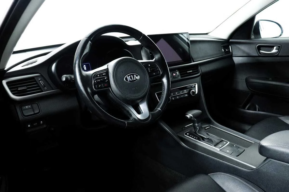 KIA K5, Белый, 2017, Автоматическая, 151 л.с., цена от 1 376 000 руб.