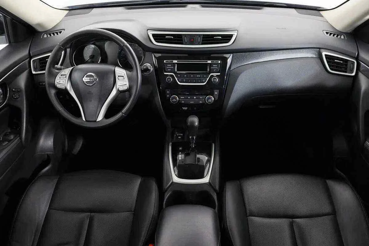Nissan X-Trail, Серебряный, 2017, Вариатор, 171 л.с., цена от 1 155 000 руб.