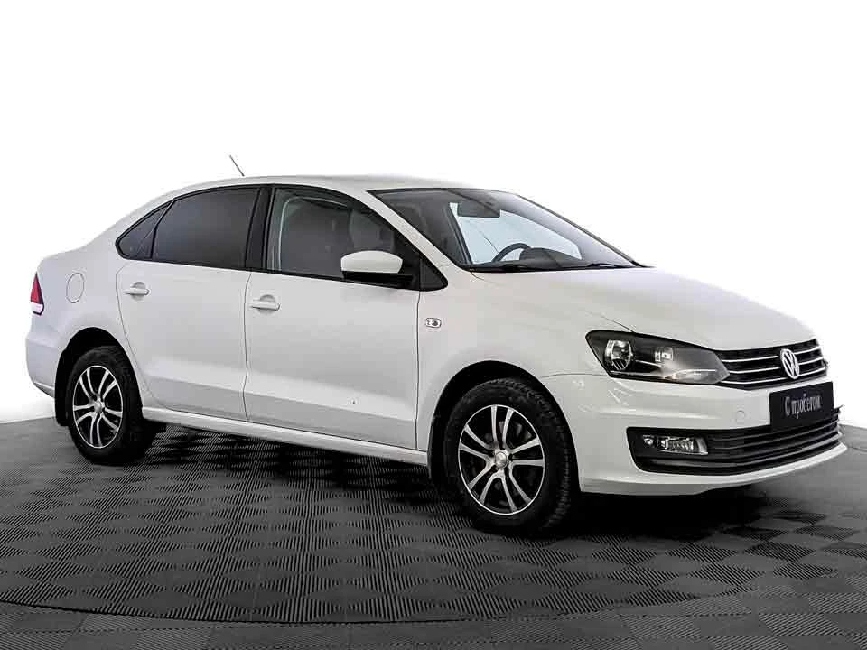 VOLKSWAGEN POLO, Белый, 2017, Механическая, 110 л.с., цена от 800 000 руб.